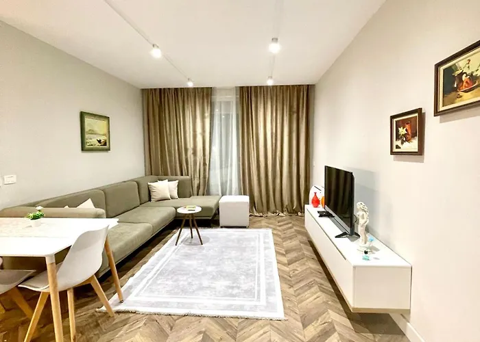 Fiori Di Bosko アパート ティラナ